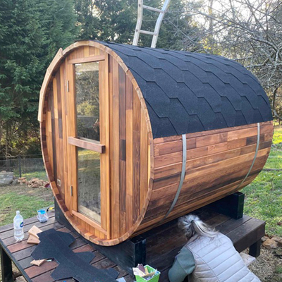 Sauna zewnętrzna z beczką z drewna macierzystego Hemlock Cedar Wood Wet Steam Tradycyjna sauna