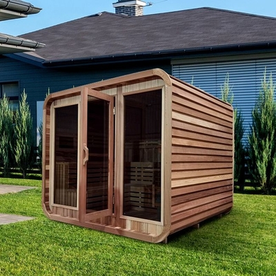 Zewnętrzna rustykalna sauna parowa cedrowa Zaokrąglony kwadrat z gontem bitumicznym