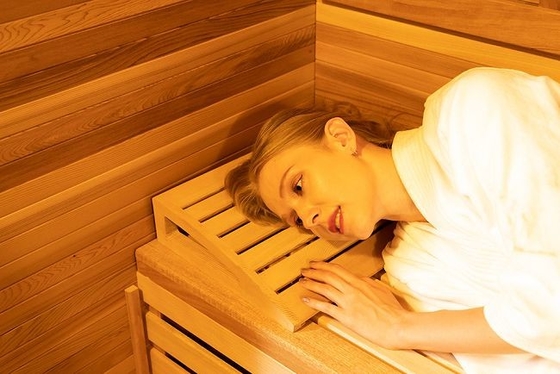 6 osób tradycyjny piec z drewna cedrowego na zewnątrz sucha sauna unikalna konstrukcja