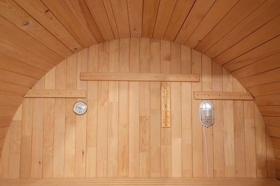 Duża tradycyjna zewnętrzna sauna parowa z litego drewna z piecem o mocy 6 kW