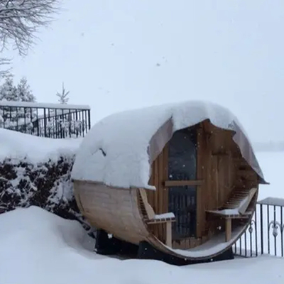 Masywne drewno Sauna czerwony cedrowy Suchy mokry Sauna zewnętrzna z beczką