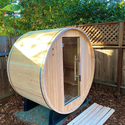 Sauna zewnętrzna dla 5 osób Canadian Cedar Heater Wood Barrel Sauna z przednim gankiem