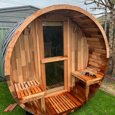 Sauna zewnętrzna z beczką z drewna macierzystego Hemlock Cedar Wood Wet Steam Tradycyjna sauna