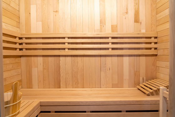 Red Cedar Sauna z LED i generatorem ozonu Nowoczesny projekt 15~90°C